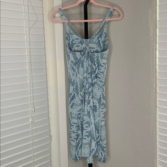 Title nine built in bra yes dress inca fit and flare dress medium - Picture 8 of 9